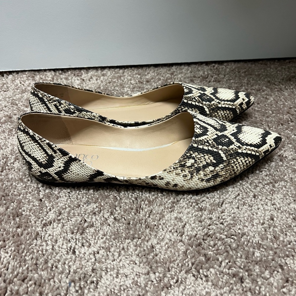 Flats - Picture 3 of 4
